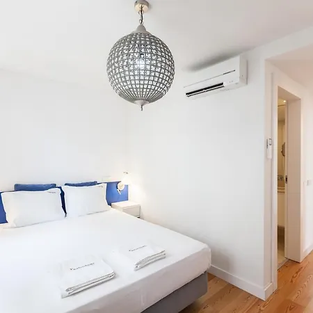 Apartment Flh Mouraria Blue Design With Parking & Pool Lisbon