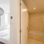 Διαμέρισμα Flh Mouraria Blue Design With Parking & Pool