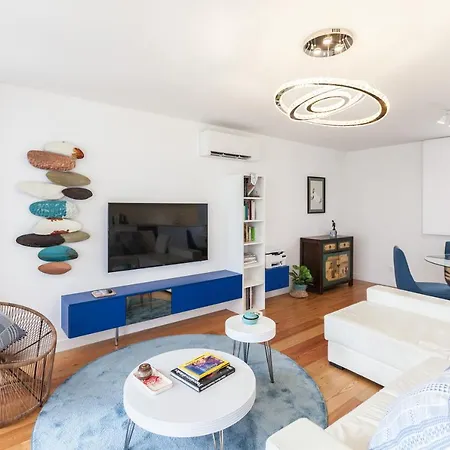 Flh Mouraria Blue Design With Parking & Pool Apartment Lissabon